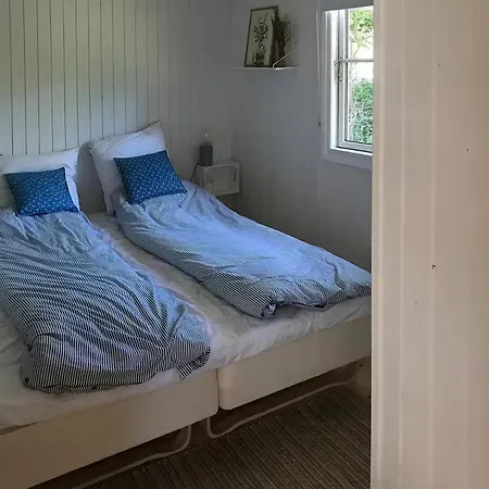 Summer House With Outdoor Shower Near Feriehus *